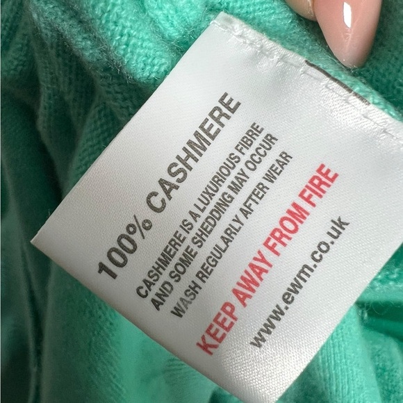 Chic Teal Women's Sweater - 100% Cashmere - Picture 6 of 6